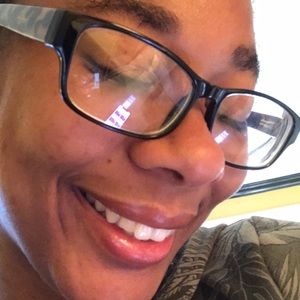 Meet your Posher, Michaela